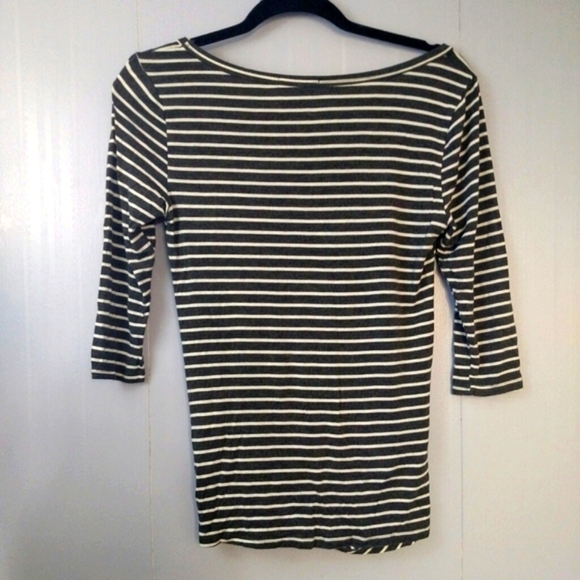 Maurices Gray and White Striped 3/4 Sleeve Top - Picture 3 of 5